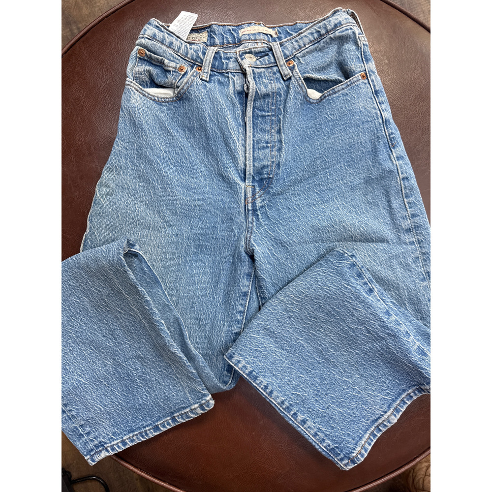 Levi's Premium Ribcage Straight Ankle Jeans - Vintage Wash - Size 27 in Blue